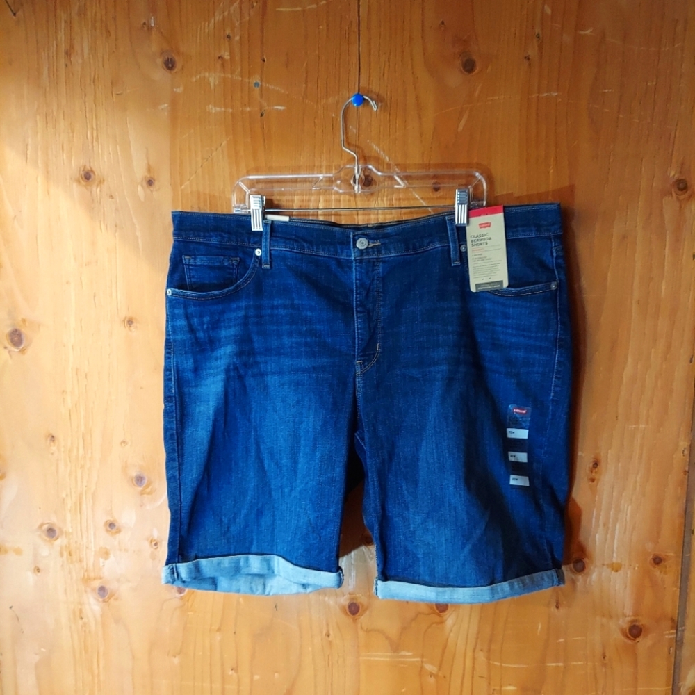 Levi's Blue Cotton Blend Classic Bermuda Shorts
